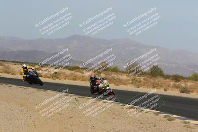 media/Apr-10-2022-SoCal Trackdays (Sun) [[f104b12566]]/Turn 7 Inside (1025am)/